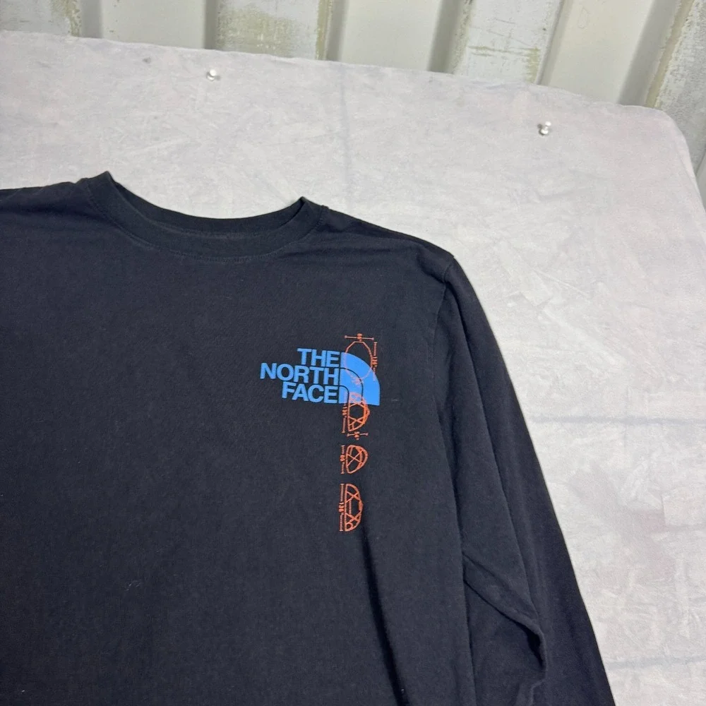 The North Face Mens T-Shirt Black Long Sleeve Everyday Comfort Graphic Tee Large